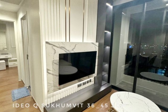 ให้เช่า คอนโด 1 ห้องนอน พร้อมอ่างอาบน้ำ เห็นวิวเมือง Ideo Q Sukhumvit 36 : ไอดีโอ คิว สุขุมวิท 36 45 ตรม. ใกล้BTS ทองหล่อ เอกมัย พร้อมพงษ์