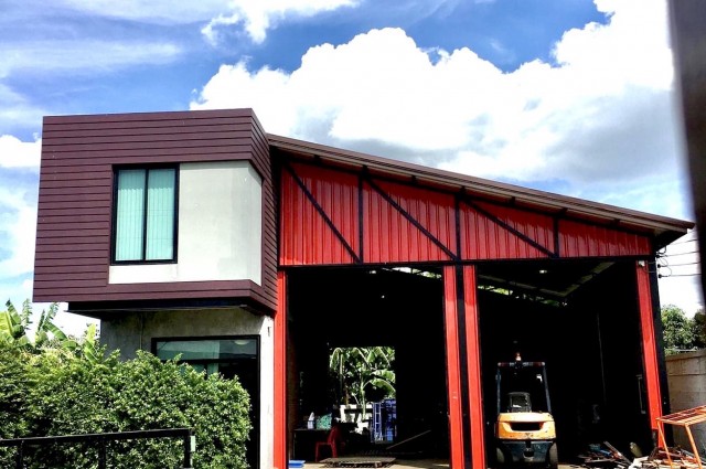 ที่ดิน100ตรว.พร้อมสิ่งปลูกสร้าง100ตรม.ราคาที่ 2.2 ล้านบาท