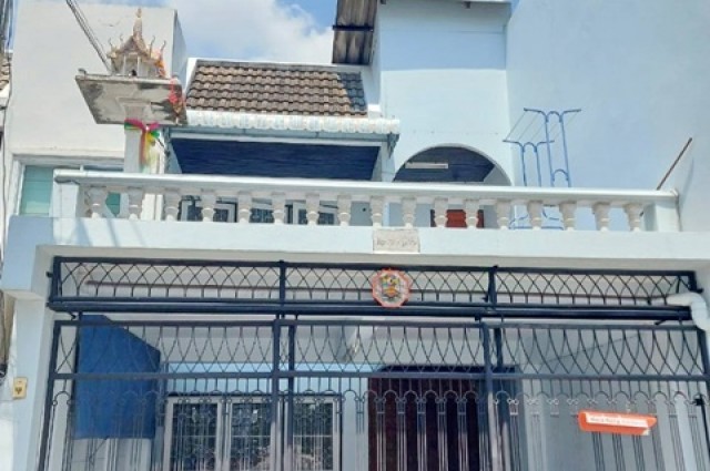 ลาดพร้าว 15-25  ให้เช่าทาวน์เฮ้าส์ใหม่ ซ. 2ชั้น 2นอน 2น้ำ 26ตรว.150ตรม. แอร์  MRT ลาดพร้าว 150ม. 