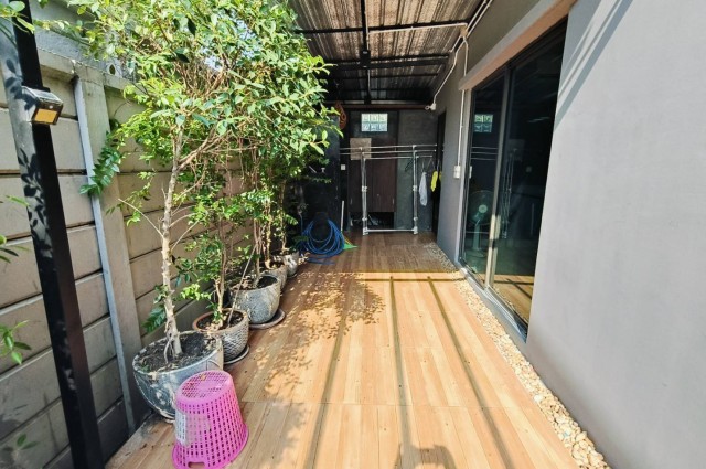 ขายทาวน์โฮม 2 ชั้น แปลงมุม ม.พลีโน่ ชัยพฤกษ์ - แจ้งวัฒนะ สภาพตกแต่งอย่างดี