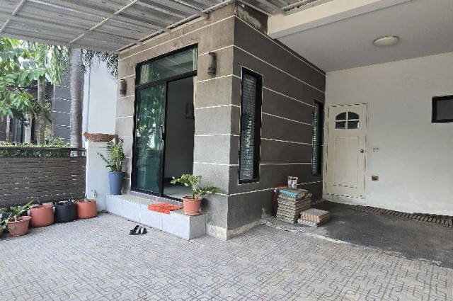 ขาย ทาวน์โฮม 2ชั้น เดอะวิลล่า รามคำแหง สุวรรณภูมิ  19.5 ตร.วา  The Villa Ramkhamhaeng