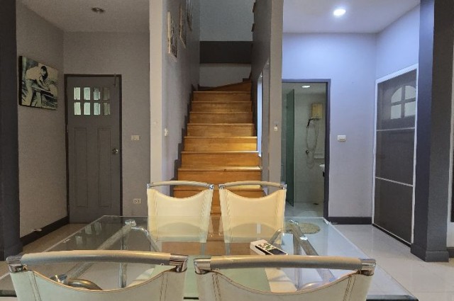 ขาย ทาวน์โฮม 2ชั้น เดอะวิลล่า รามคำแหง สุวรรณภูมิ  19.5 ตร.วา  The Villa Ramkhamhaeng