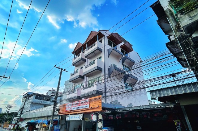ขายอาคารพาณิชย์2คูหา 6ชั้น พร้อมกิจการ ใกล้แหล่งชุมชน ซอยลาดพร้าว112