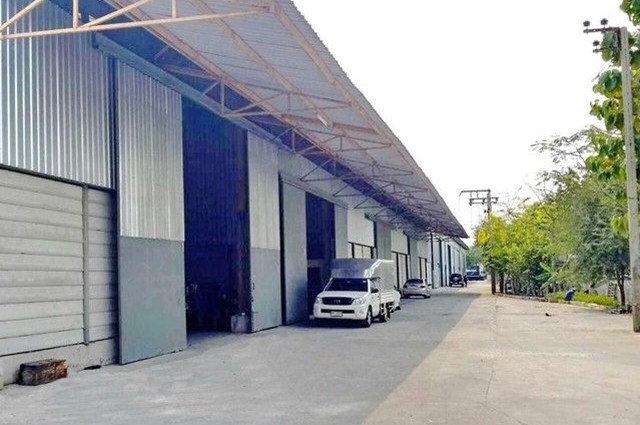 ตลาดบางพลีใหญ่ นานาชาติคอนคอร์เดียน (  2.1 กม.) บางนา ให้เช่าโกดัง กิ่งแก้ว 3-10 APL สุวรรณภูมิ 10ไร่ 60 ตรว. 90-240ตรม. 