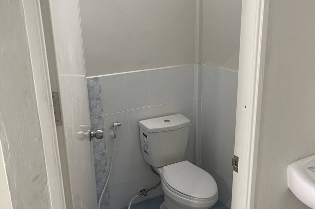 ให้เช่าโกดังออฟฟิศสร้างใหม่ ขนาด228ตร.ม ถ.กาญจนาภิเษก ใกล้เซ็นทรัลเวสเกตบางใหญ่