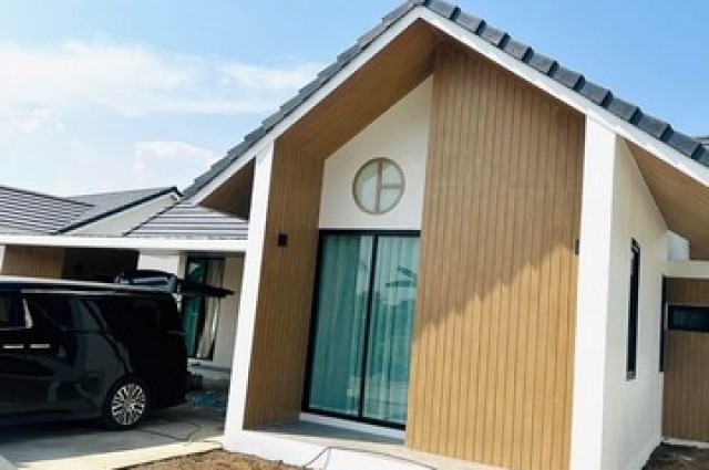 บ้านเดี่ยวสไตล์มินิน่ารักอบอุ่น ท่ารั้ว เริ่มต้น 2.29 ล้าน