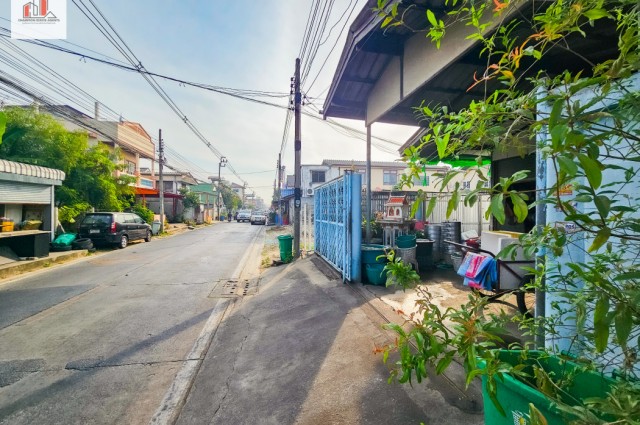 ขาย บ้านเดี่ยว ทำเลค้าขาย ซอยศิริเกษม ใกล้พุทธมณฑลสาย3 เพียง 150 ม. บางแค กทม. 120 ตรม 40 ตรว