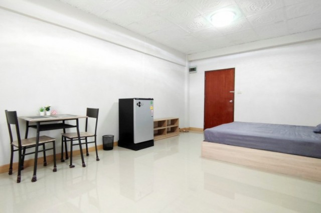 ขาย มโนกิตติ์ คอนโดมิเนียม ขนาด 30 ตรม. รีโนเวทใหม่ ลาดพร้าว 132 พร้อมอยู่