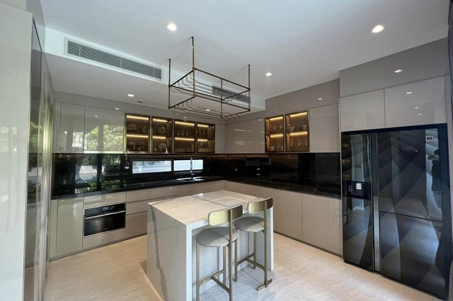 ขายบ้านเดี่ยว5ชั้น ย่านสาทร-เย็นอากาศAnina Villa Sathorn-Yenakart  บ้านสุดหรู มีลิฟท์ มีสระว่ายน้ำ 