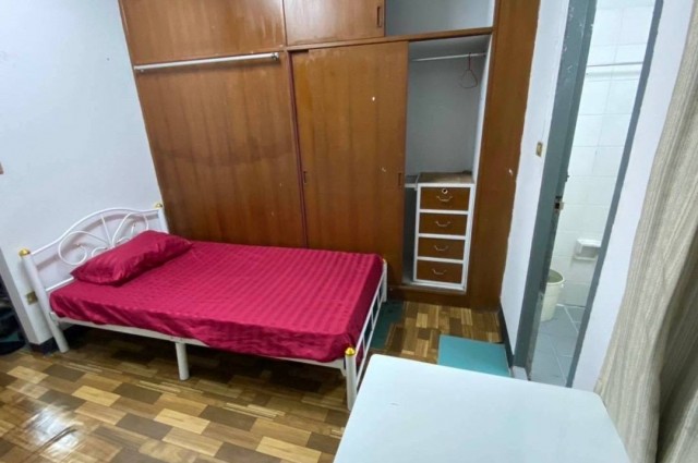 ขายหอพักในคูเมืองเชียงใหม่ 6 ล้าน 25 ตรว