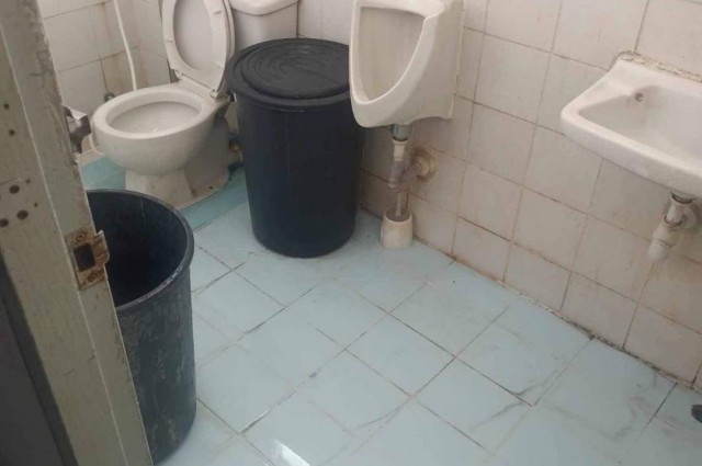 ขายหอพักในคูเมืองเชียงใหม่ 6 ล้าน 25 ตรว