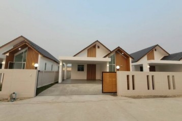 บ้านสไตล์มินิมอล ท่ารั้ว  75 ตรว.  ขายเพียง 2.39 ​ล้าน    