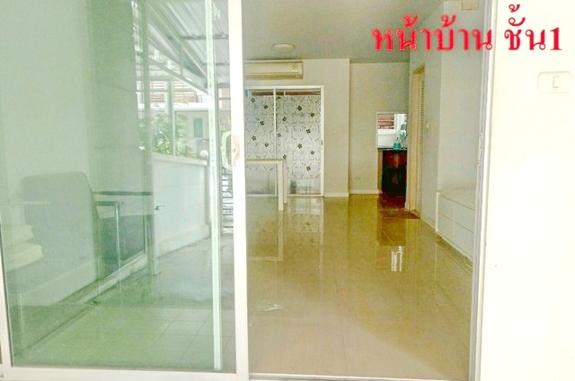 ตลาดยิ่งรวย76 1.8 กม. ใหม่ตรงปก! ให้เช่าทาวน์โอม บ้านกว้าง 5ม. Big ประชาอุทิศ90 140 ม. 2ชั้น 3นอน 2แอร์  20ตรว. 160ตรม. พระจอมเกล้าธนบุรี