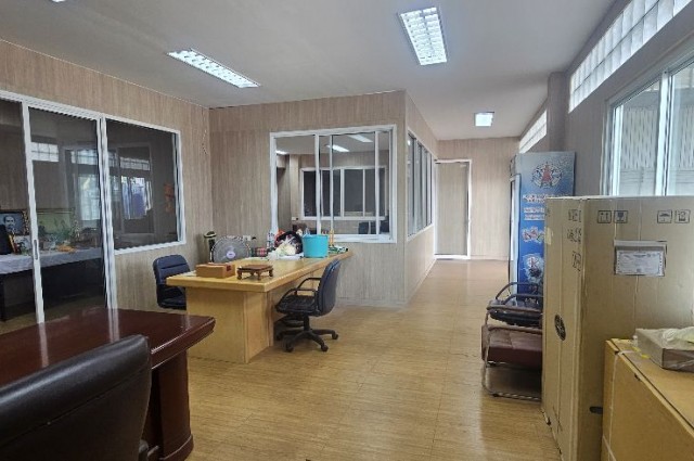 ขาย โกดัง อเนกประสงค์สวนผัก 762 ตรม. 2 งาน 10 ตร.วา สภาพใหม่มาก ตลิ่งชัน กรุงเทพ