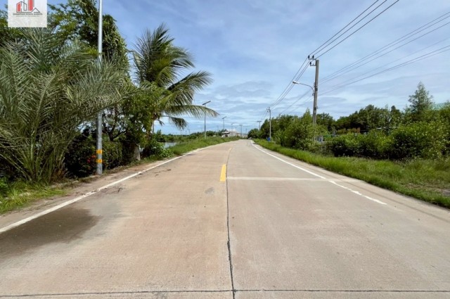 ￼ ที่ดินบ่อกุ้ง ประชาอุทิศ 90 สมุทรปราการ ￼ น้ำตื้นดินแน่น ผังสีเหลือง ￼