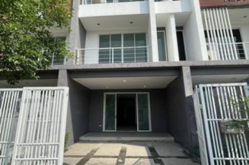 BH2099 ให้เช่าโฮมออฟฟิศ 4ชั้น ย่านติวานนท์ ใกล้เอสพลานาด งามวงศ์วาน เดินทางสะดวก