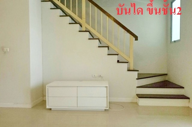 Big C ประชาอุทิศ90 140 ม.ตลาดยิ่งรวย76 1.8 กม. ใหม่ตรงปก! ให้เช่าทาวน์โอม บ้านกว้าง 5ม.  2ชั้น 3นอน 2แอร์  20ตรว. 160ตรม. พระจอมเกล้าธนบุรี