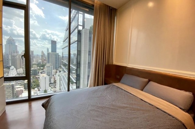 Condo Q1 Sukhumvit ติดรถไฟฟ้า BTS นานา  3 Bedrooms 201.76 Sq.m. NOW AVALIABLE 