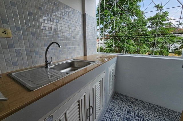 For Sale : Thalang, Room at Ban Pon, 1 Bedroom 1 Bathroom, 2nd flr.