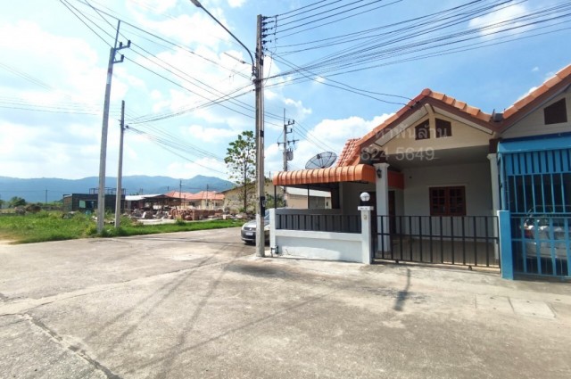 ขาย ทาวน์โฮม HS052 หลังมุม ปรับปรุงใหม่ทั้งหลัง บ้านบึง ชลบุรี ป.ปริญญา 96 ตรม 23.9 ตรว ทำเลดี ใกล้ ตลาดชัยแสงทอง โลตัส บิ๊กซี แมคโคร.