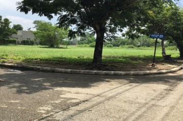 ขาย ที่ดินเปล่าในสนามกอล์ฟ Lakewood Country Club 1 ไร่ 26ตร.ว. เหมาะสำหรับทำที่อยู่อาศัย ต.ศีรษะจระเข้ใหญ่ อ.บางพลี สมุทรปราการ