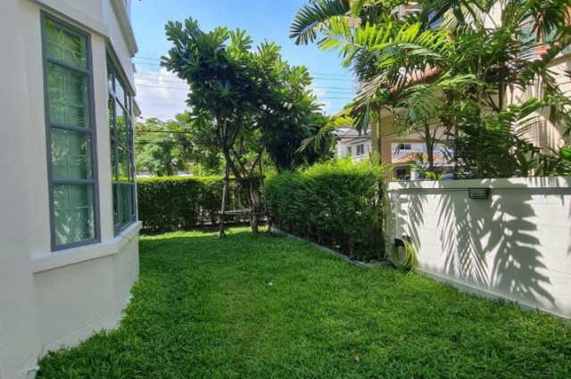 ให้เช่า บ้านเดี่ยว M839 บ้านมัณฑนา ศรีนครินทร์ 220 ตรม 60 ตรว