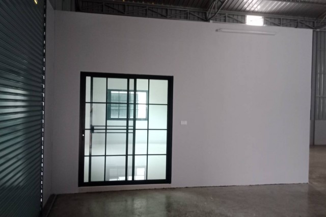 NEW WAREHOUSE OFFICE FOR RENT ให้เช่าโกดังออฟฟิศสร้างใหม่ ขนาด240-300ตร.ม ถ.ราชพฤกษ์เส้น345 ใกล้โรบินสันราชพฤกษ์
