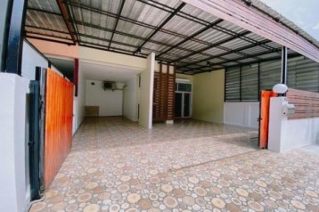 R0009*for rent ให้เช่าทาวน์เฮ้าส์ 2ชั้น หมู่บ้านเมืองทองการ์เด้นท์ ซอยพัฒนาการ65 สวนหลวง