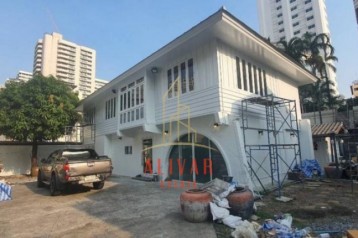 RH050823 ให้เช่า บ้านเดี่ยว 2 ชั้น เนื้อที่กว้างขวาง สุขุมวิท 2 ใกล้ bts นานา และ bts เพลินจิต