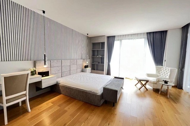 ขายบ้านหรูSuper Luxury The Urban Reserve Rama9-Motorway 4Bedroom พร้อมลิฟท์และสระว่ายน้ำส่วนตัว